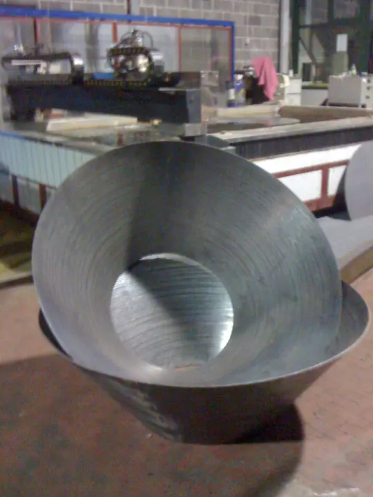 Cono visto dall'interno