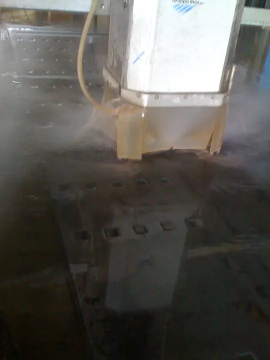 Foratura tra nebbia d'acqua